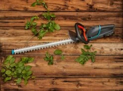 GARDENA Accu Heggenschaar ComfortCut 60/18V P4A Set -Tuin Meubel Verkoop gardena accu heggenschaar comfortcut 60 18v p4a set 1500x1103 640af31a3b8eb l