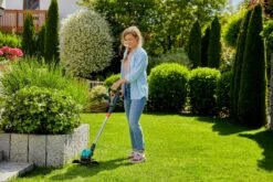 GARDENA Accutrimmer EasyCut 23/18V P4A Set -Tuin Meubel Verkoop gardena accutrimmer easycut 23 18v p4a set 1500x1000 640af308471b6 l