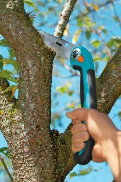 GARDENA Snoeizaag Inklapbaar 200 P 7 GARDENA Snoeizaag Inklapbaar 200 P -Tuin Meubel Verkoop gardena snoeizaag inklapbaar 200 p 1000x1500 640af7ffaf8b6 l